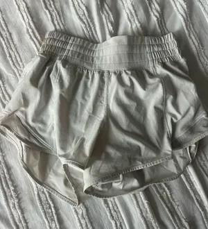 Lululemon Hot Hot Shorts  thumbnail 1