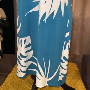 Alexandra + Oak Size M Short Sleeve Shift Dress thumbnail 3