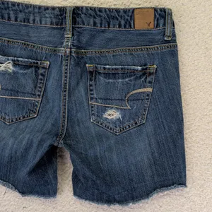 American Eagle Womens Distressed‎ Denim Cut Off Shorts Dark Wash Size 2 Cotton thumbnail 5