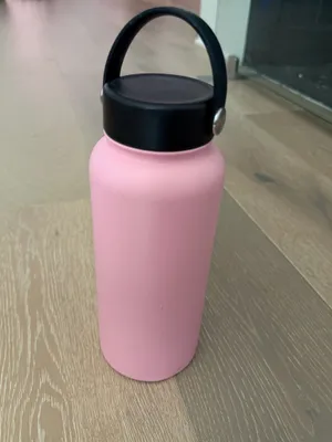 Pink hydro flask water bottle thumbnail 2