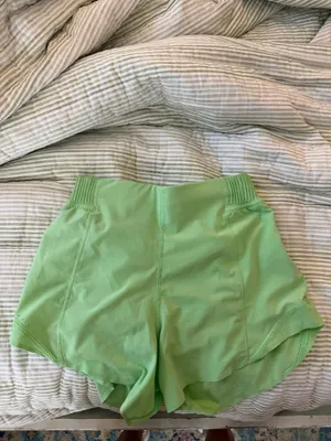 Lululemon Shorts thumbnail 2