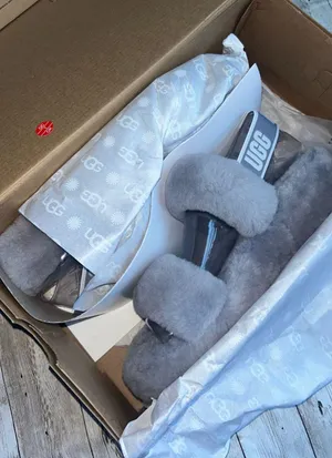 Furry Slides UGG thumbnail 1