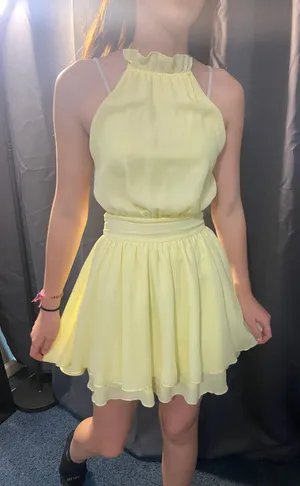 Yellow Dress thumbnail 3