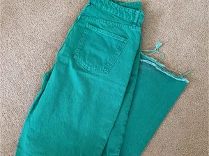 Zara High-Waist wide-Leg Jeans in Green thumbnail 2