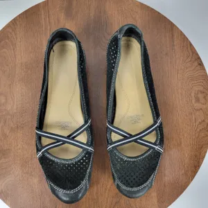 Natural Soul Women's Plantain Flats 9.5 Black Suede Leather Laser Cut Slip On thumbnail 7