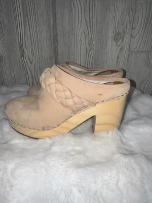 Dolce Vita Hila Braided Suede Slip-On Mules in Light Beige thumbnail 4