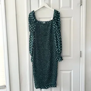 Petal & Pup Green White Polka Dot Smocked Bodycon Midi Dress Puff Sleeve US 10 thumbnail 2