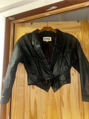 Women's 80’s VTG Black Leather Cropped Belted Jacket Size M thumbnail 5