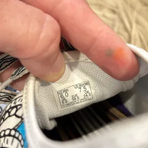 Vans x Crayola Authentic DIY "Sketch Your Way" sneakers thumbnail 9