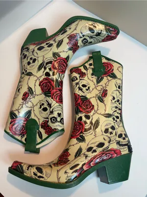 Corkys Edgy Skull Rose Western Cowboy Rain Boots Alternative Grunge Block Heel 8 thumbnail 3