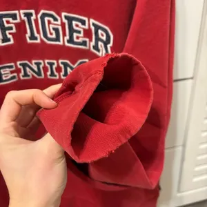 Vintage Hilfiger Denim Crewneck Sweatshirt thumbnail 6