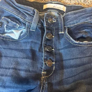 Kancan Womens Dark Wash Distressed Button Fly Skinny Jeans‎ KC6192D Size 23 thumbnail 2