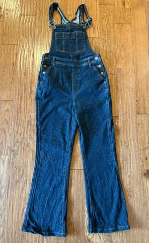 Madewell flea market flare crop dark wash overalls size 6 thumbnail 4