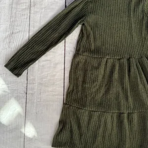 CENY Nordstrom Rack NWT size XS dark green tiered long sleeve A line dress thumbnail 8