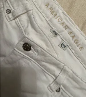 American Eagle White Denim Stretch Shorts thumbnail 4