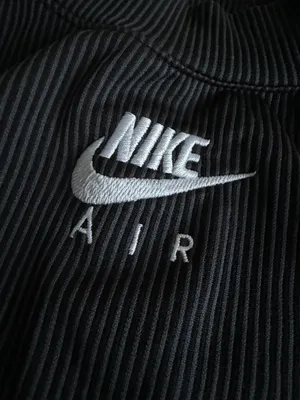 Nike Air Cropped Workout Tank thumbnail 2