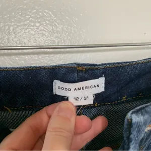 Good American Good Waist High Rise Skinny Jeans W/ Distressed Pockets Size 12 thumbnail 6