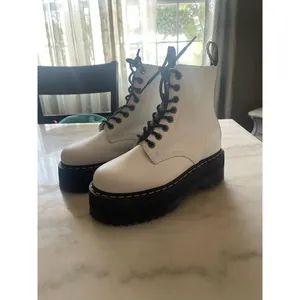 NEW Dr. Martens 1460 Pascal Max White Leather Platform Combat Boots thumbnail 7