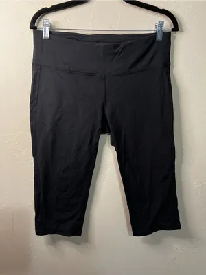 Athleta Be Free Black Crop Capri Leggings 17" Inseam High Rise Athletic Yoga Pan thumbnail 2