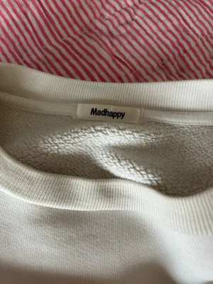 Madhappy Crewneck thumbnail 3