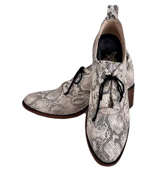 Freebird ‘Sadie’ Beige Snakeskin Embossed Leather Heeled Oxfords, Size 8 thumbnail 1
