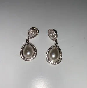 Dangle Pearl Earrings Silver thumbnail 1