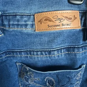 Suzanne‎ Betro Women's Jeans size 18 thumbnail 3