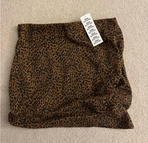 Urban Outfitters Animal Print Skirt Small thumbnail 1
