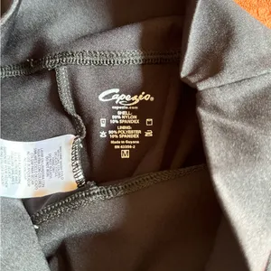 Capezio high waisted fold over dance shorts‎ size M thumbnail 3