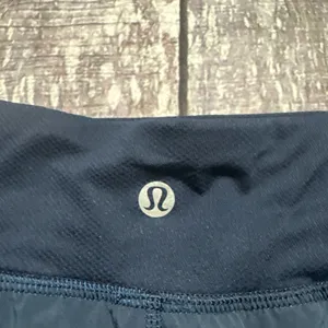 Lululemon Find Your Pace Shorts thumbnail 3