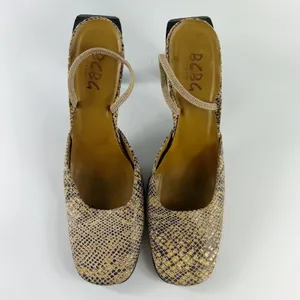 BCBG Vintage Y2K Snakeskin Print Embossed Leather Slingback Heels Shoe Women 8.5 thumbnail 4