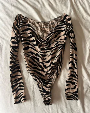 Animal Print Bodysuit Size XS thumbnail 1