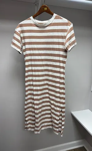 Old Navy Dress thumbnail 1