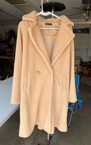 SHEIN Women’s Teddy Fleece Coat Size L 8/10 Beige Sherpa Long Jacket thumbnail 1