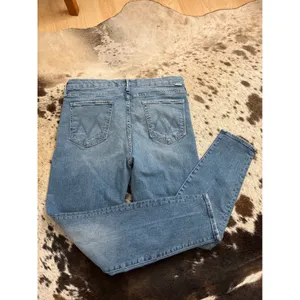 MOTHER The Looker Crop Jeans in Independent Studies Size 32‎ thumbnail 3
