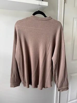 Amazon Button-Up thumbnail 2