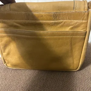 Vintage Tan Genuine Leather Shoulder Bag thumbnail 7