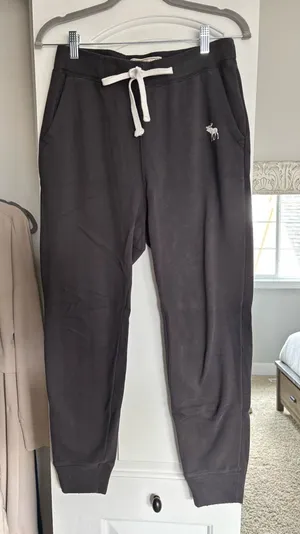 Abercrombie Sweatpants thumbnail 1