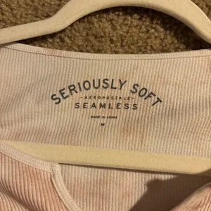 Aeropostale crop top  thumbnail 2