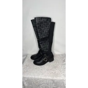 Torrid Quilted black knee high wide calf zip up boots sz 6 thumbnail 2