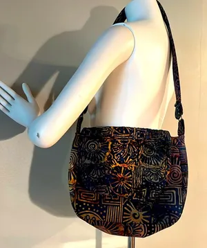 Quilted Shoulder bag hand crafted quilt pattern snap closure Blue thumbnail 1