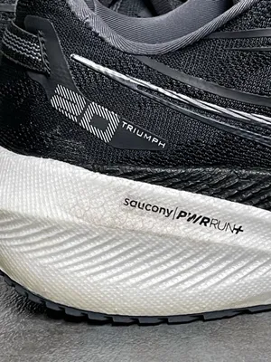 Saucony Triumph 20 Women's Black/White Running Shoes Size 8 thumbnail 16