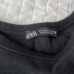 Zara Cropped Tee thumbnail 3