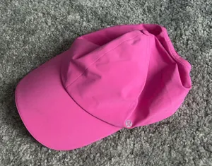 Lululemon Hat thumbnail 1