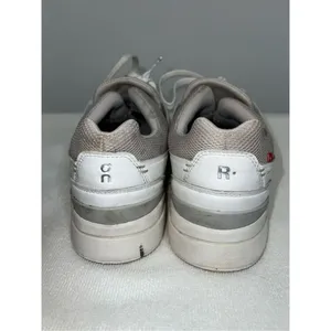 On Cloud The Roger Advantage Womens Size 8.5 White Leather Sneakers thumbnail 4