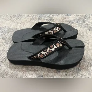 The Healing Sole by Dr. Meredith Warner Original Flip Flops Leopard Women's 9.5 thumbnail 4