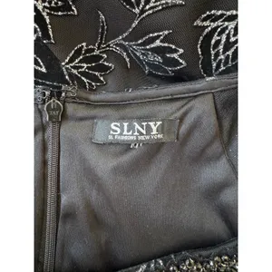 SLNY SL Fashions Black & Silver Cap Sleeve Floor Length Gown thumbnail 7