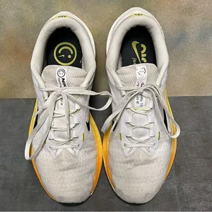 Nike Zoom Winflo 10 Women's White Running Shoes Size 11M thumbnail 13