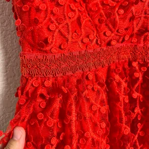 Reiss Abrianna Red Lace V-Neck Cap Sleeve Cocktail Dress Size 4 thumbnail 12