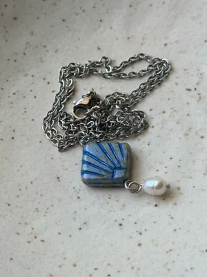 Handmade quality Czech glass fan & freshwater dangle necklace🌀 thumbnail 4
